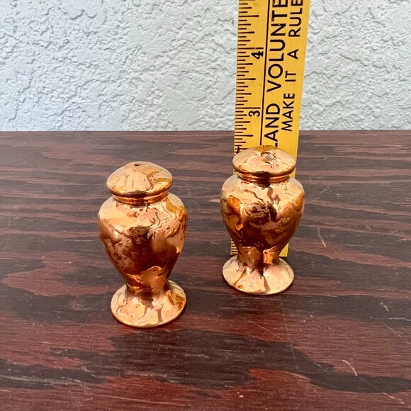 Vintage Holley Ross Weeping 22K Gold Salt & Pepper Shakers - Picture 2 of 4